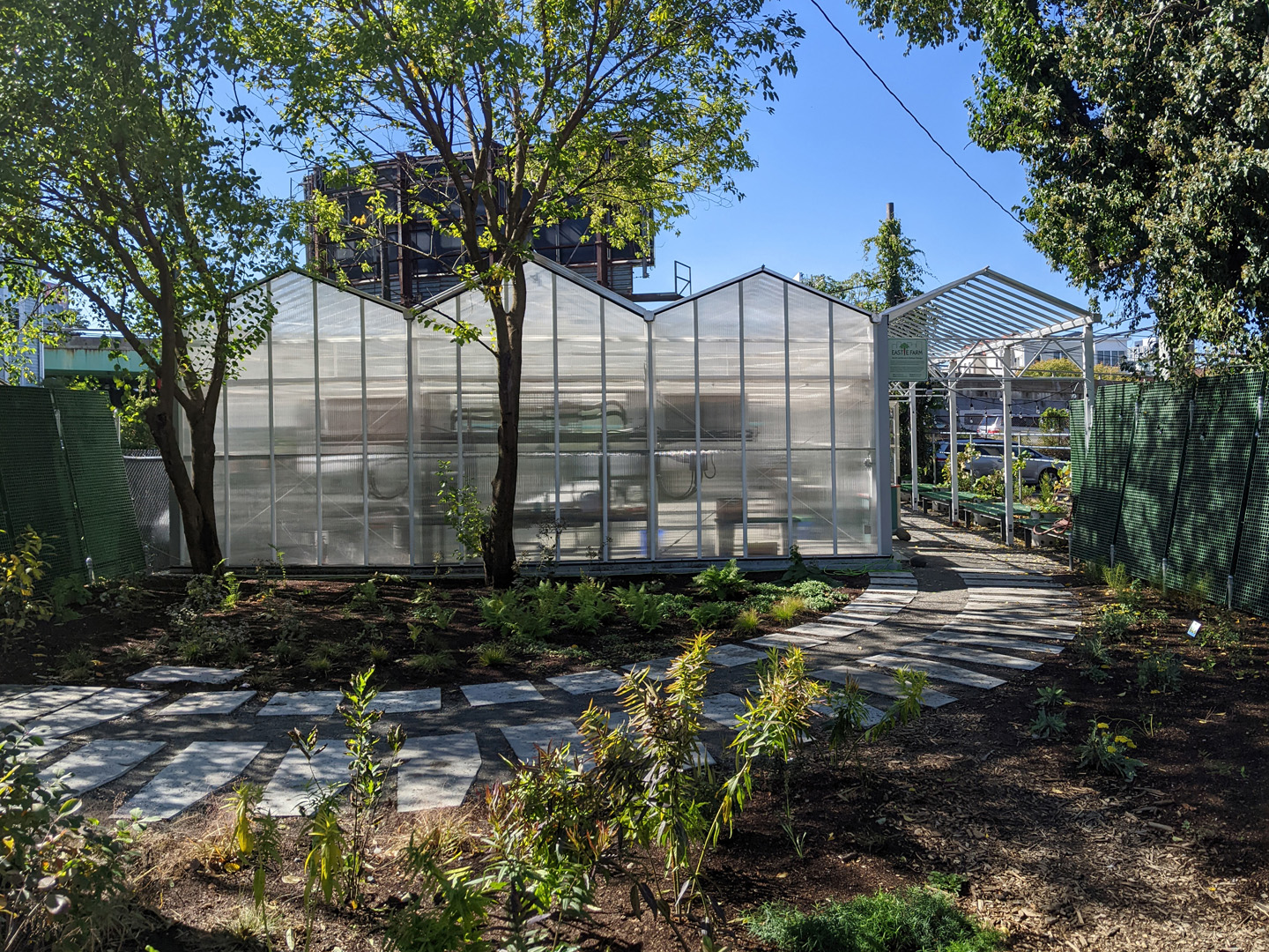 Zero-E Community Greenhouse